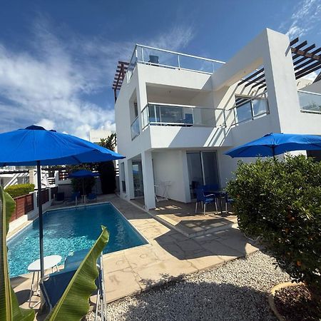 Villa Aqua Sunrise 1Km From Beach With Sea Views Coral Bay Buitenkant foto