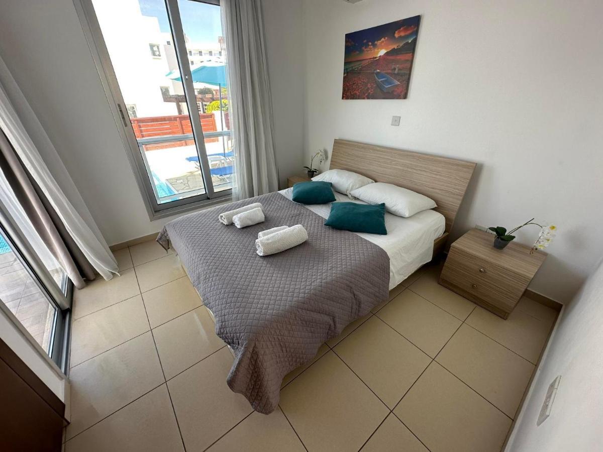 Villa Aqua Sunrise 1Km From Beach With Sea Views Coral Bay Buitenkant foto
